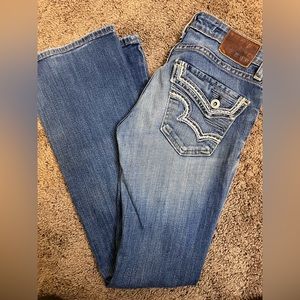 Big Star Remy Low Rise Fit Bootcut Jeans size 26R